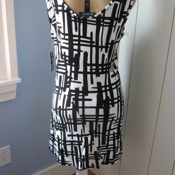NWT Offwhite and Black Abstract INC Tunic/Dress - Picture 2 of 6